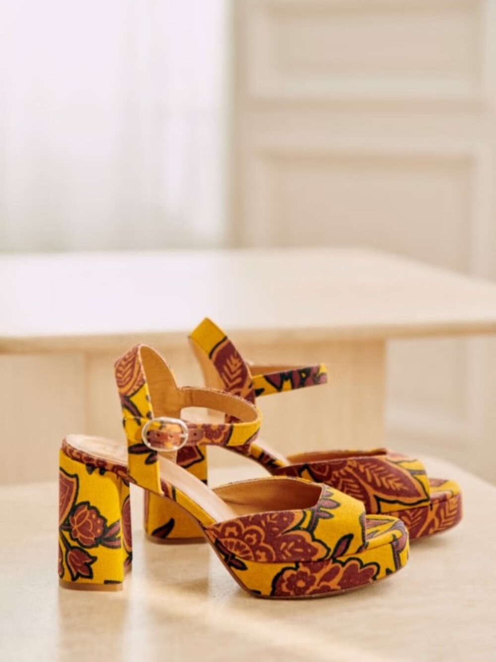 Sezane High Ginnie Sandals in Ochre Multicolor